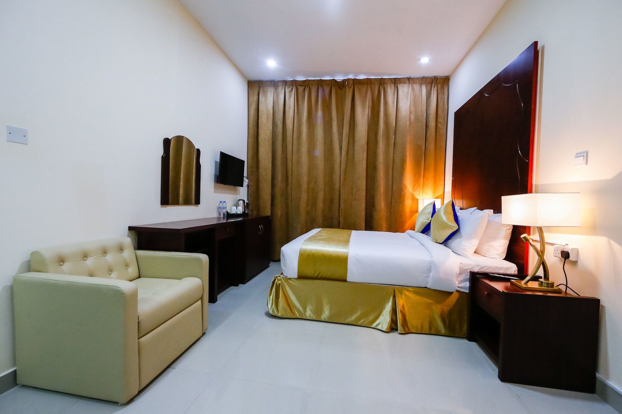 เอชเอช โฮเต็ล Hotel ราสอัลไคมาห์ ภายนอก รูปภาพ