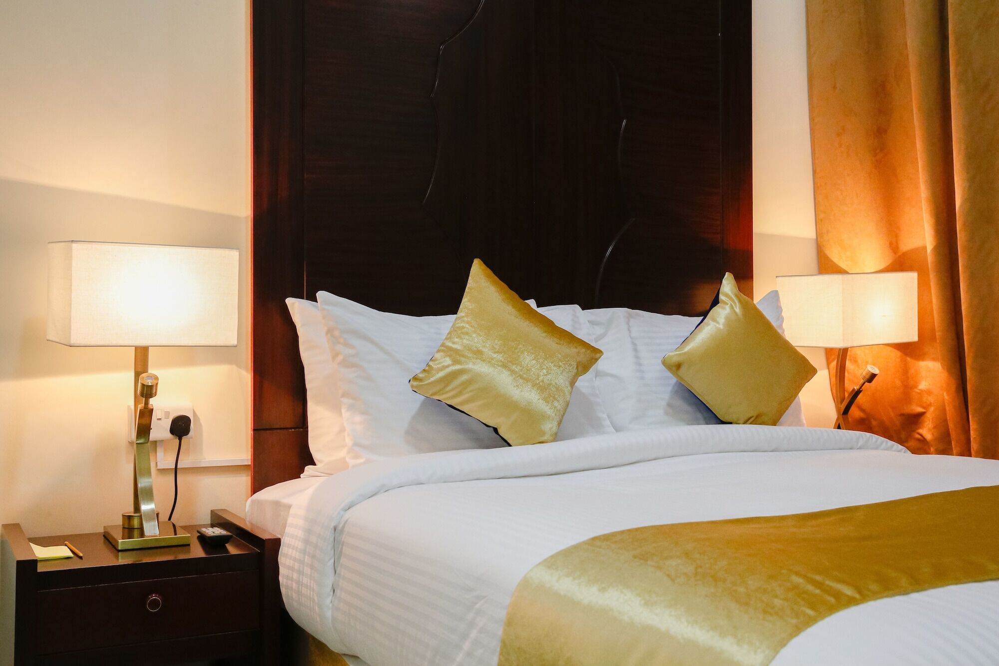 เอชเอช โฮเต็ล Hotel ราสอัลไคมาห์ ภายนอก รูปภาพ